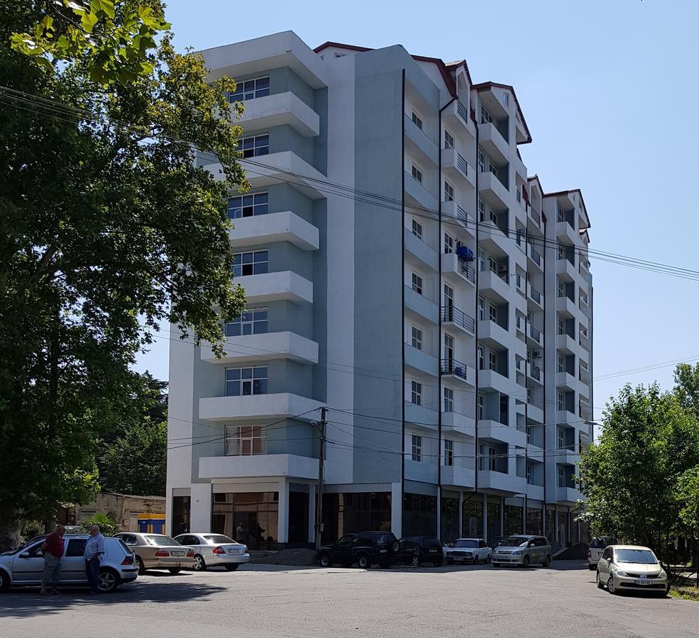 Happy Stay Hotel Kutaisi Exterior photo